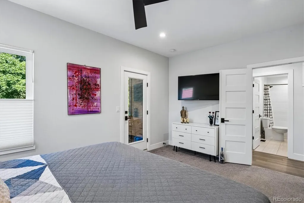 966 Saint Paul Street Denver CO 80206