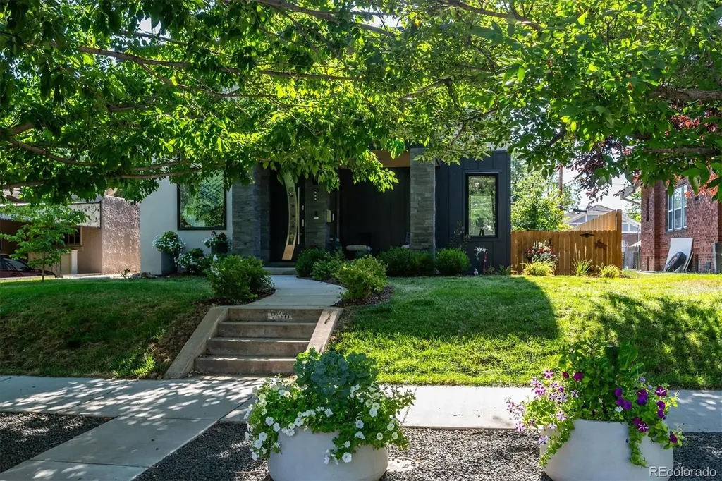 966 Saint Paul Street Denver CO 80206