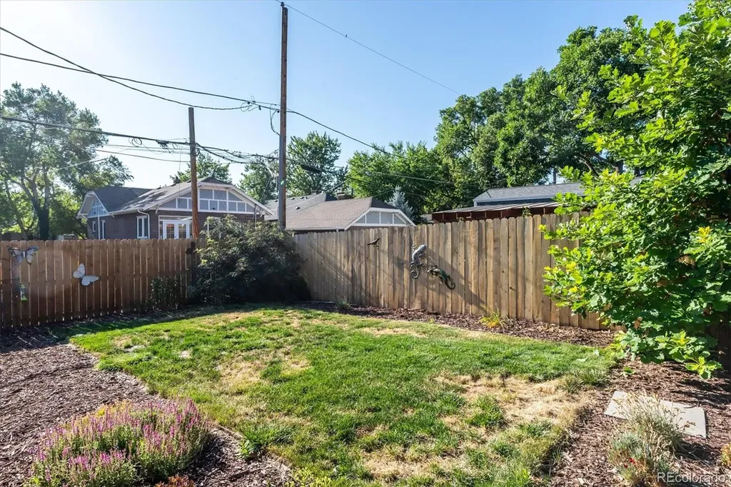 966 Saint Paul Street Denver CO 80206