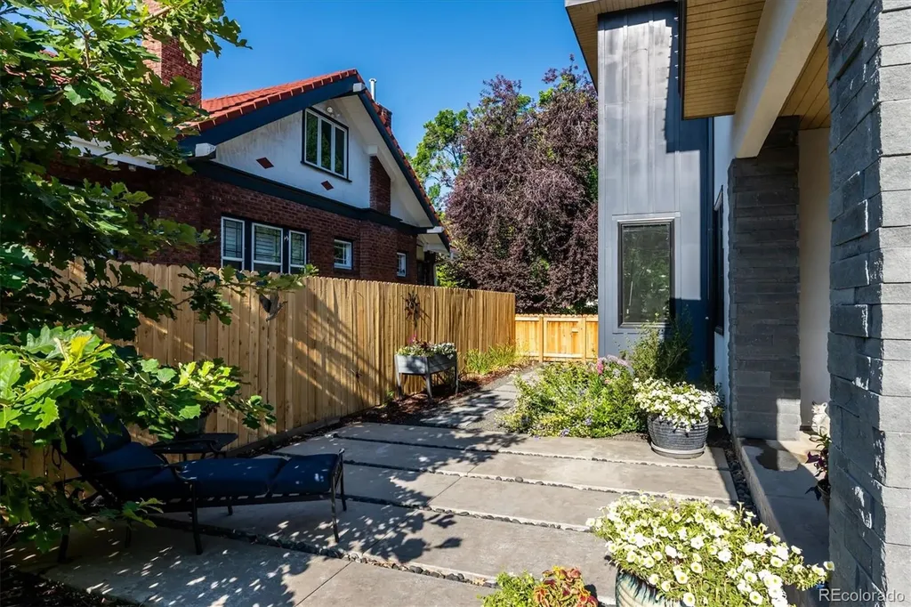 966 Saint Paul Street Denver CO 80206