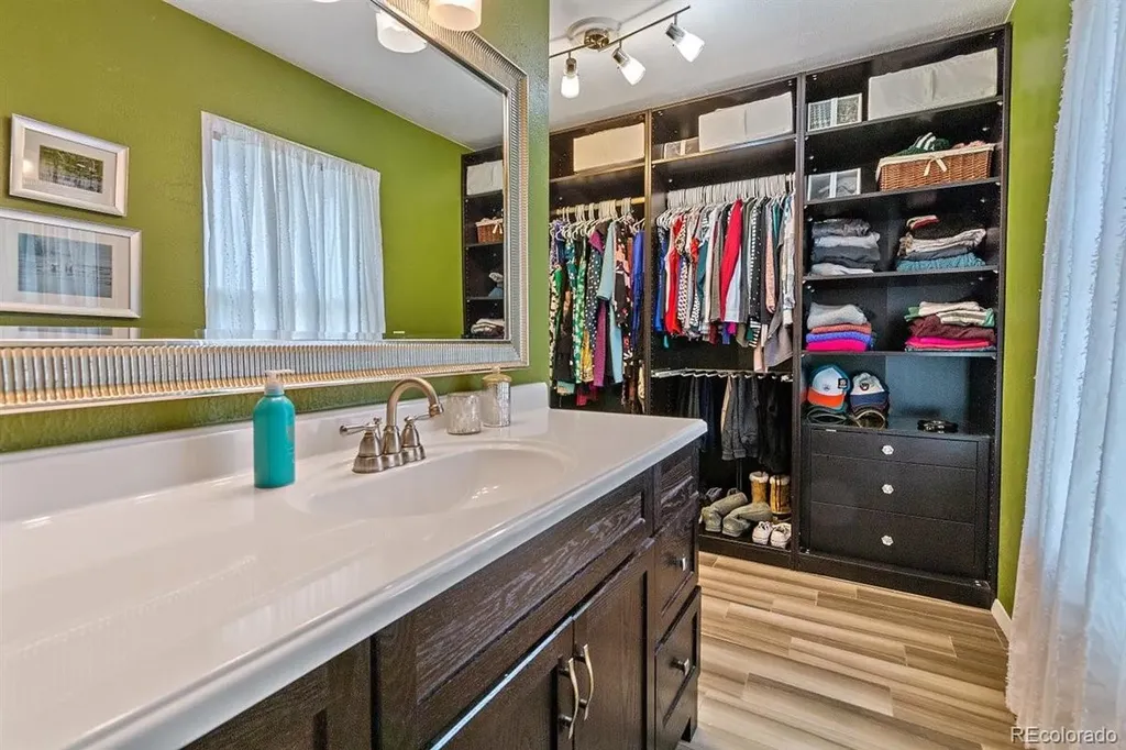 2621 S Xanadu Way Aurora CO 80014