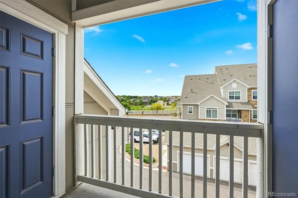 1861 S Dunkirk Street Aurora CO 80017