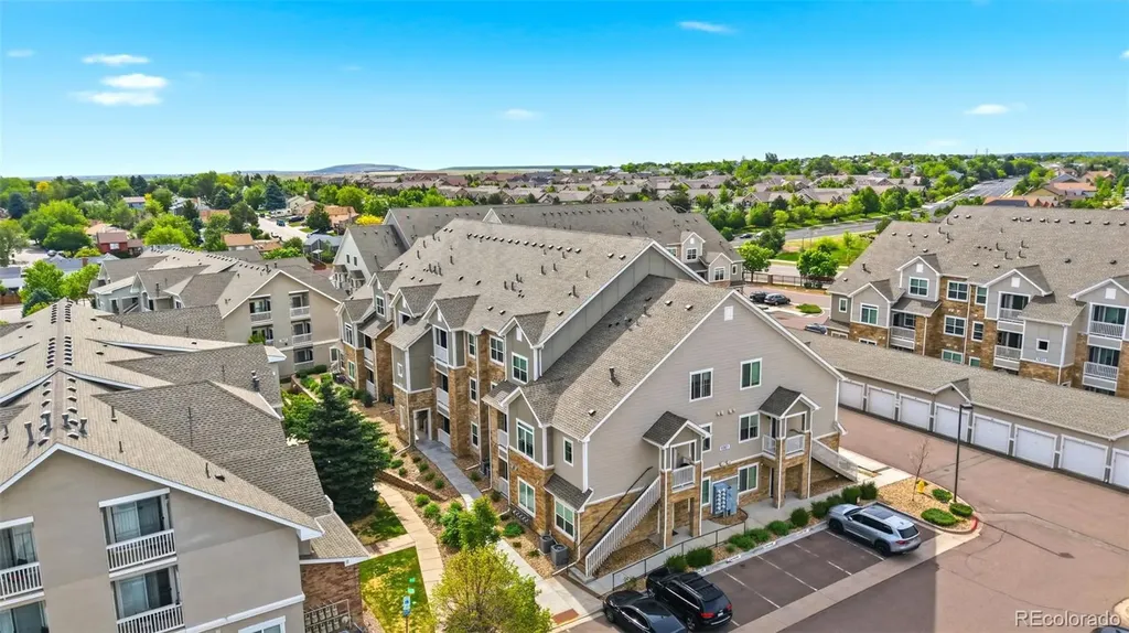 1861 S Dunkirk Street Aurora CO 80017
