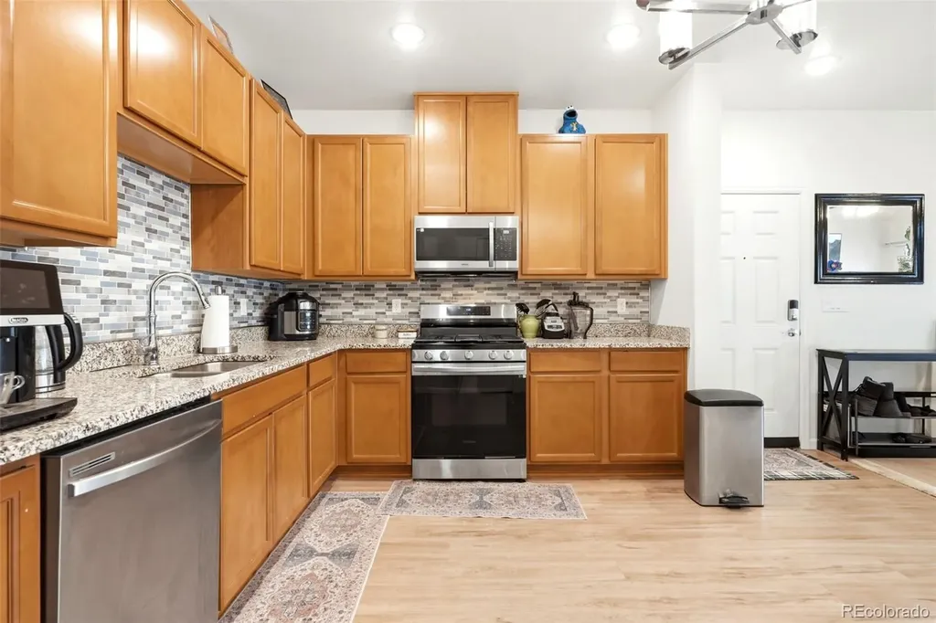 1861 S Dunkirk Street Aurora CO 80017
