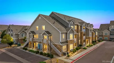 1861 S Dunkirk Street Aurora CO 80017