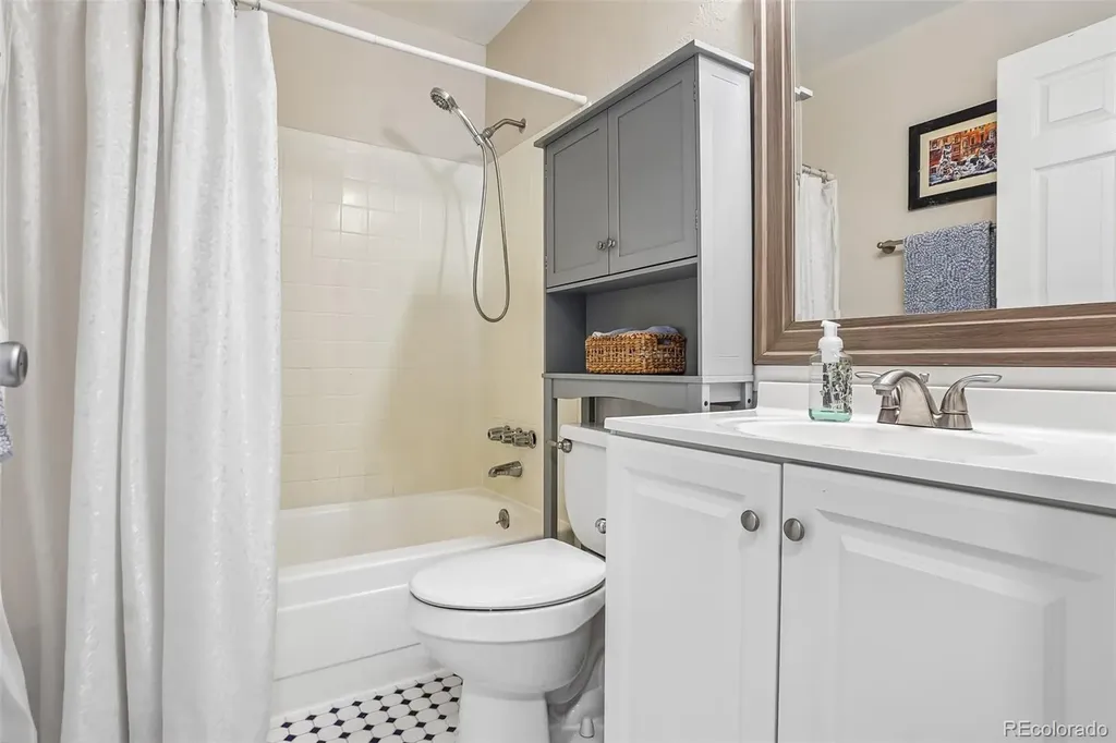 1888 S Fundy Way Aurora CO 80017