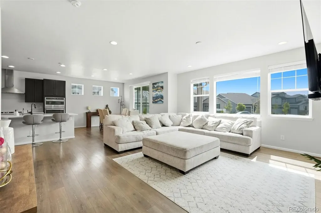 6802 S Uriah Street Aurora CO 80016