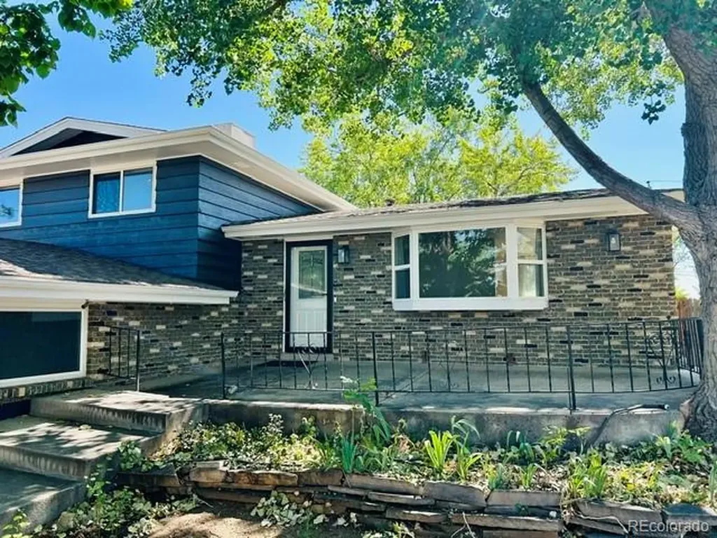 6856 Quay Court Arvada CO 80003