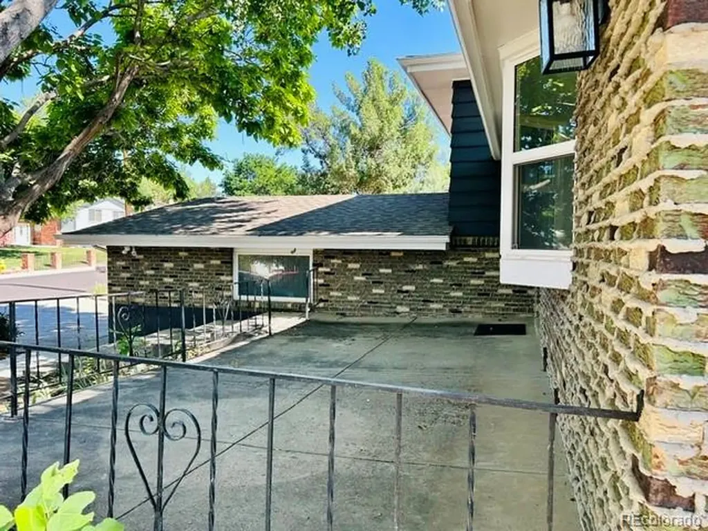 6856 Quay Court Arvada CO 80003