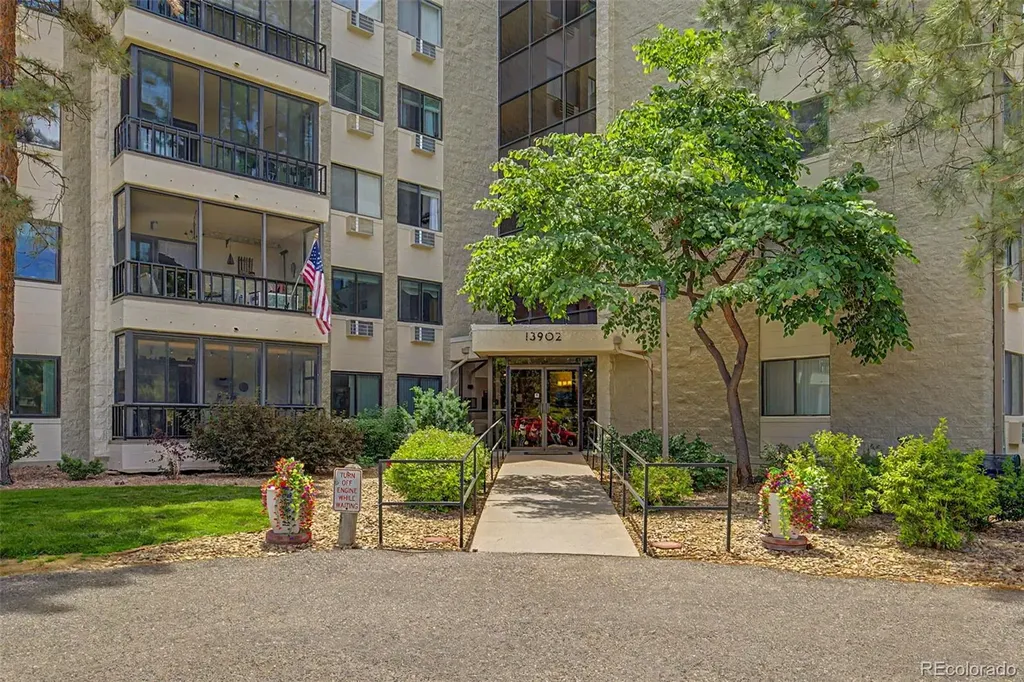13902 E Marina Drive Aurora CO 80014
