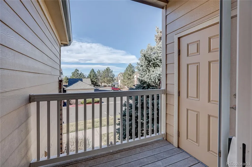 5756 N Genoa Way Aurora CO 80019