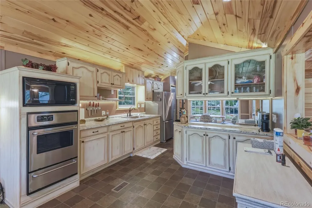 43 Dennette Lane South Fork CO 81154