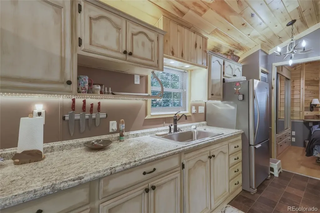 43 Dennette Lane South Fork CO 81154