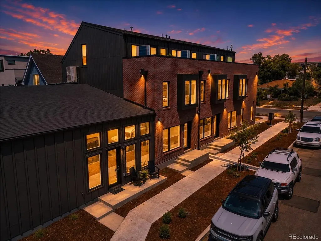 341 W Warren Avenue Denver CO 80233