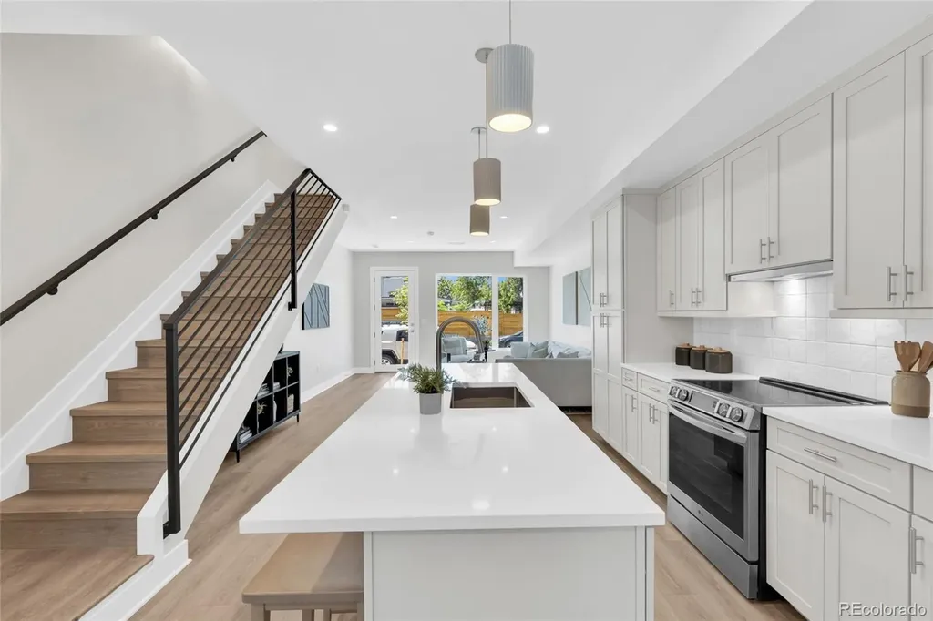 341 W Warren Avenue Denver CO 80233