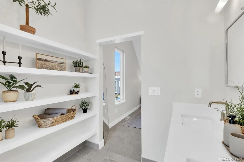 341 W Warren Avenue Denver CO 80233