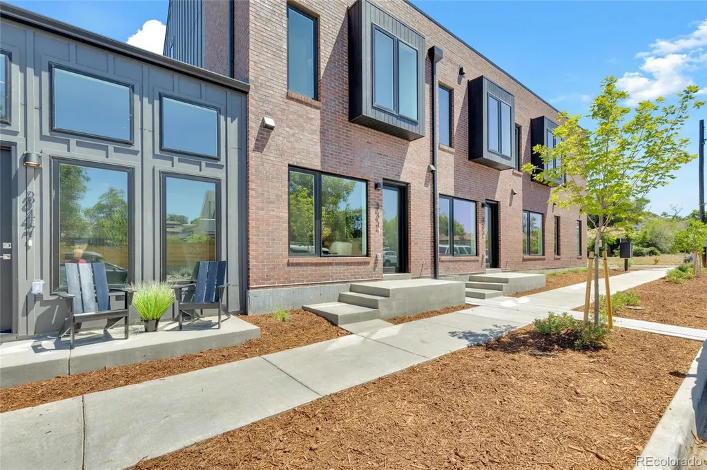 341 W Warren Avenue Denver CO 80233