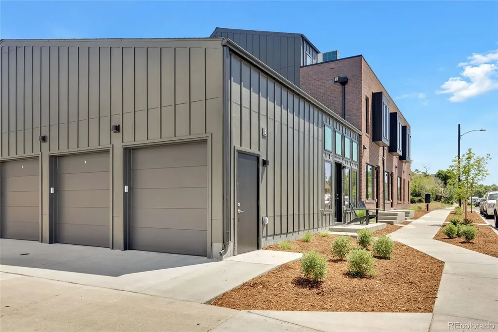 341 W Warren Avenue Denver CO 80233