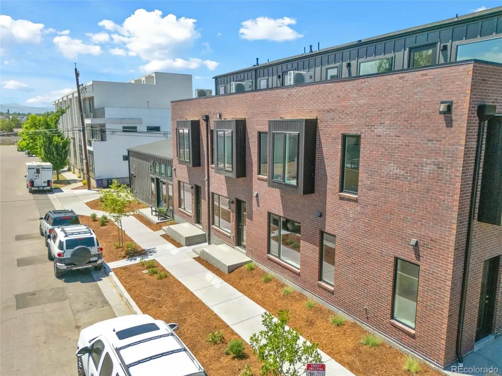 341 W Warren Avenue Denver CO 80233