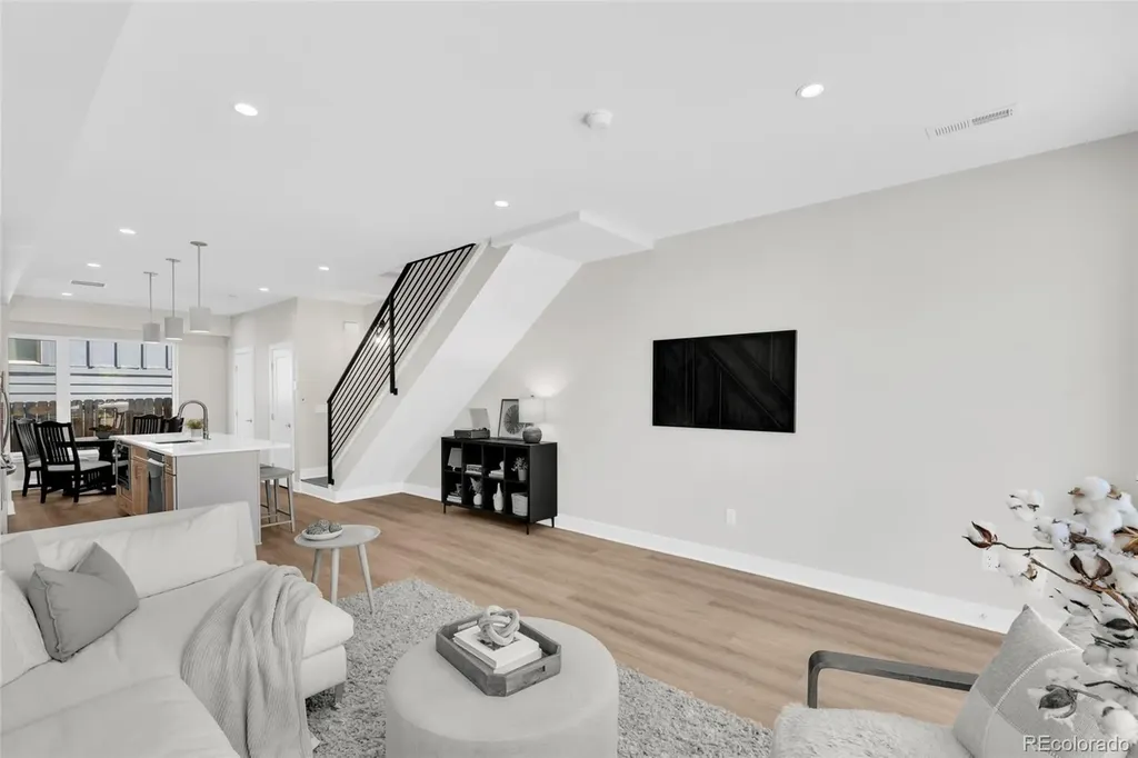 341 W Warren Avenue Denver CO 80233