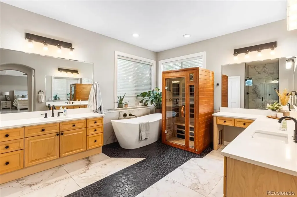 10069 Longview Drive Lone Tree CO 80124