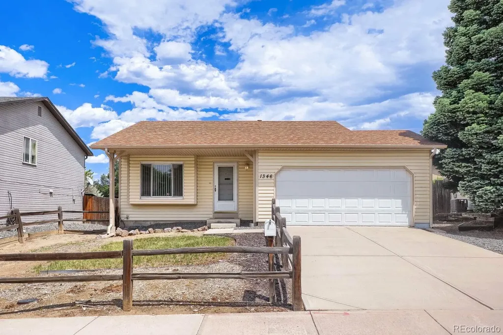 1346 S Bahama Street Aurora CO 80017