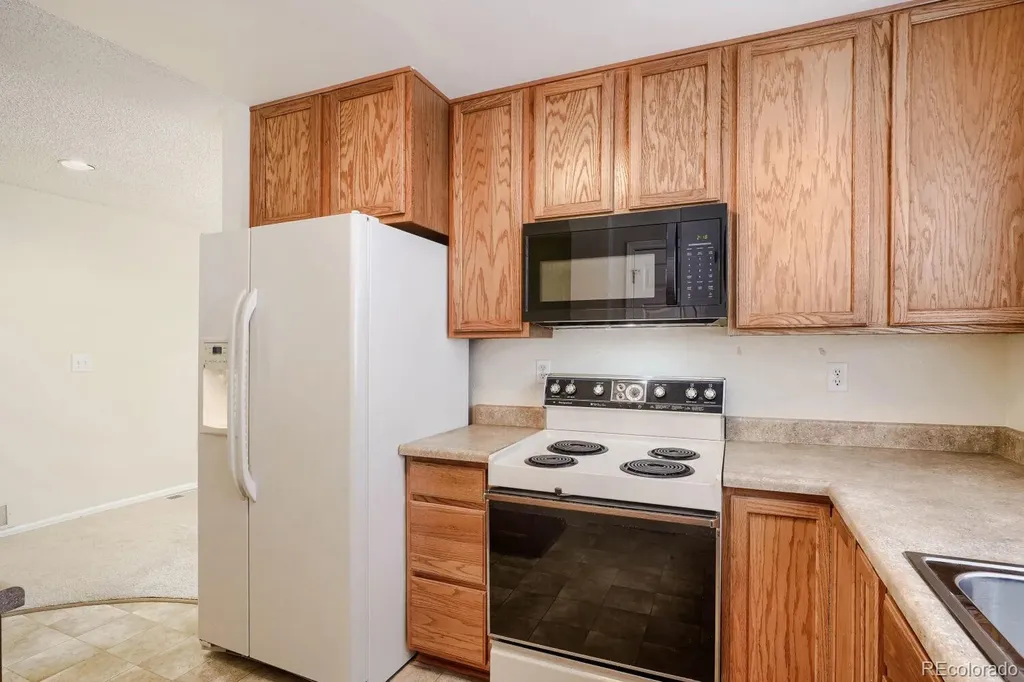 1346 S Bahama Street Aurora CO 80017