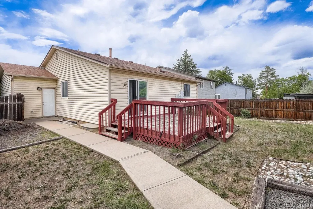 1346 S Bahama Street Aurora CO 80017