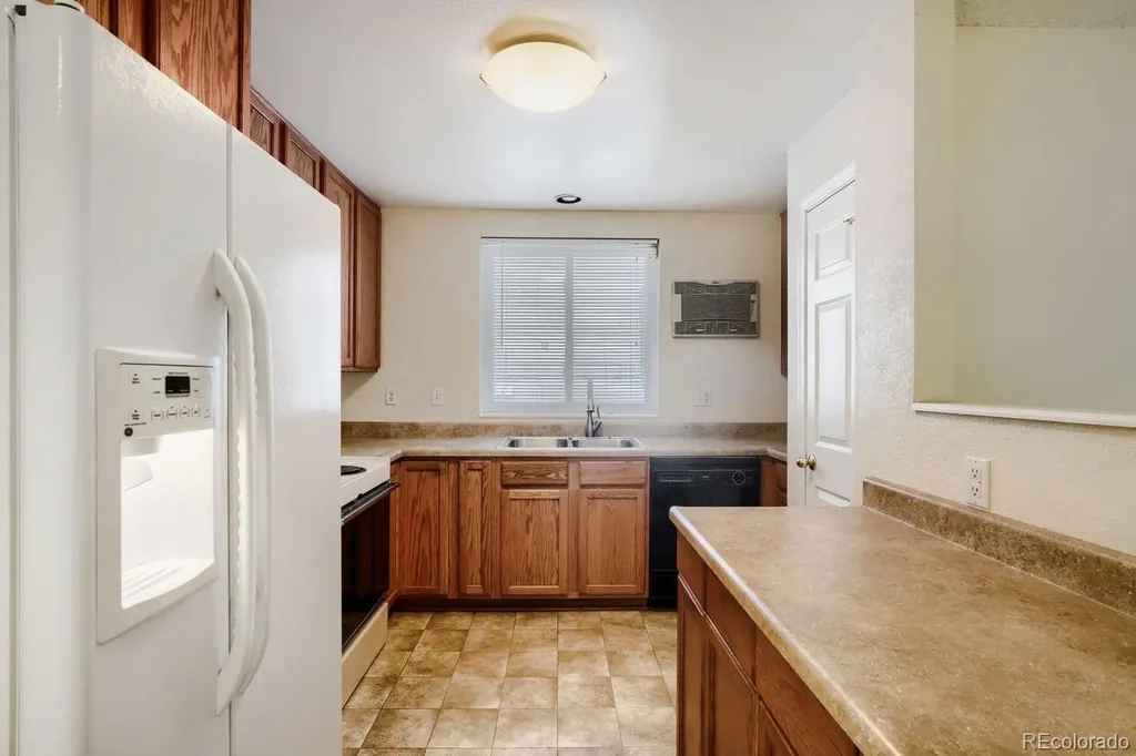 1346 S Bahama Street Aurora CO 80017
