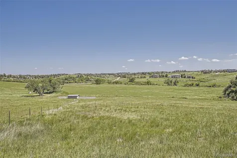 0002 N Tomahawk Parker CO 80138
