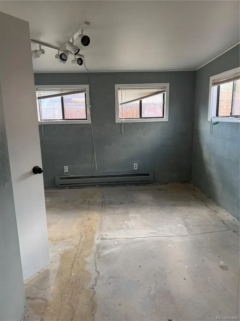 1621 Pueblo Thornton CO 80229