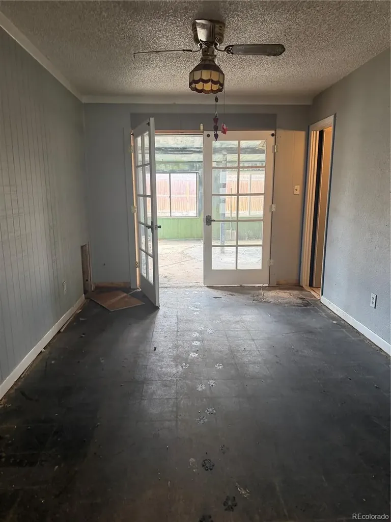 1621 Pueblo Thornton CO 80229
