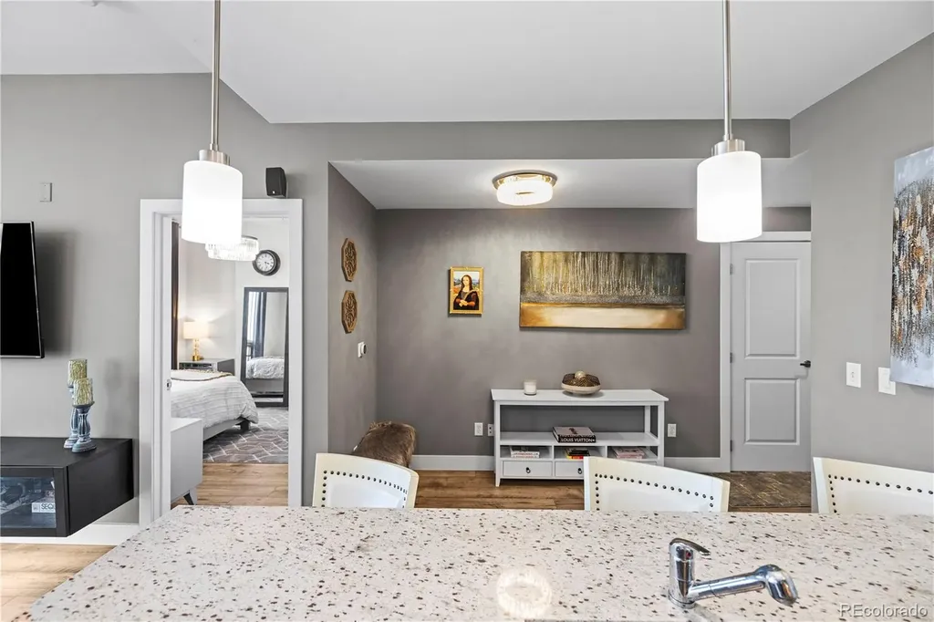 2001 N Lincoln Street Denver CO 80202