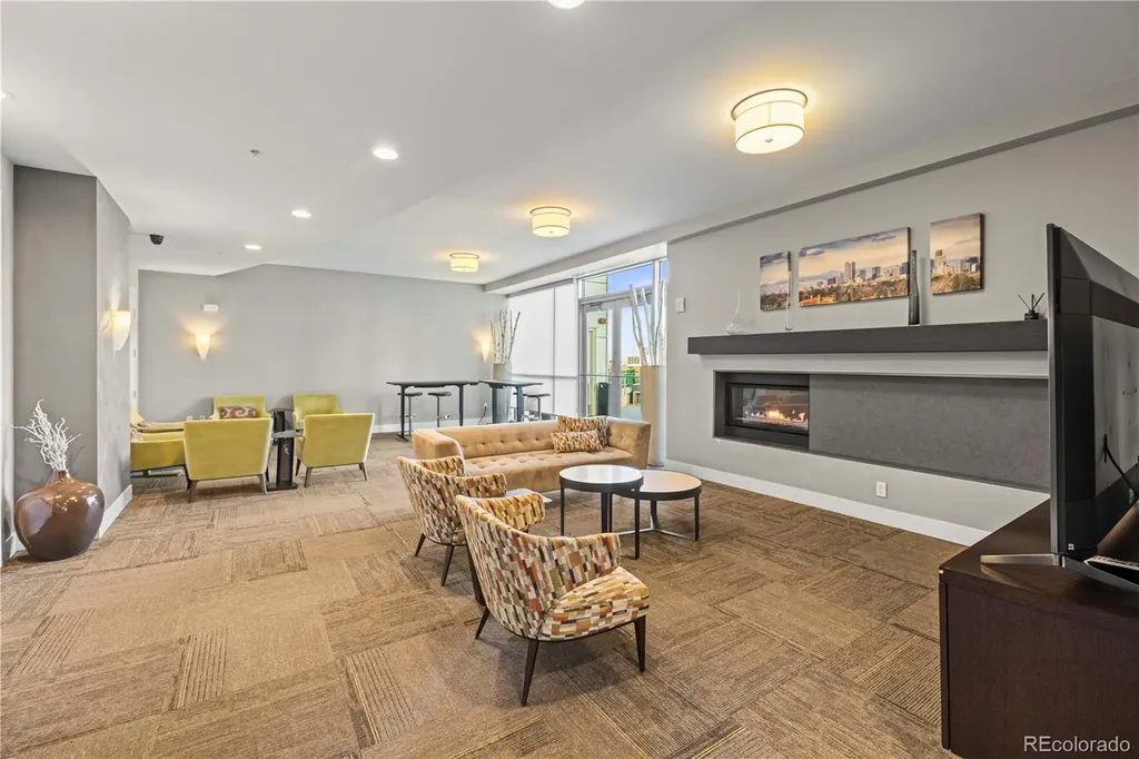 2001 N Lincoln Street Denver CO 80202