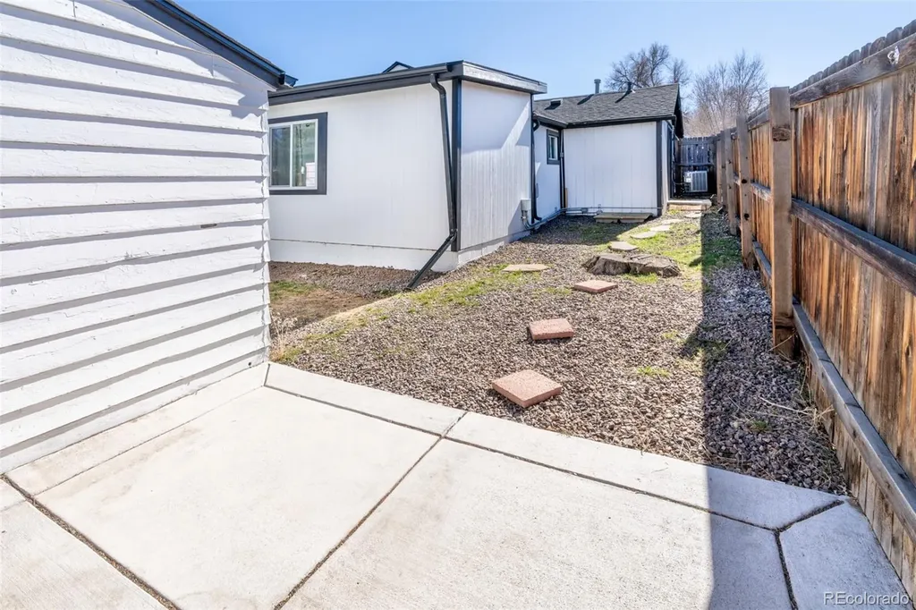 2201 W Warren Avenue Englewood CO 80110