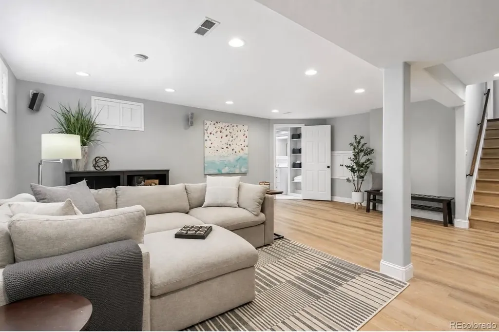7230 S Hudson Way Centennial CO 80122