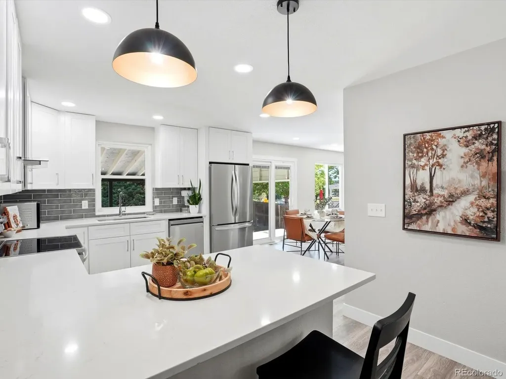 1069 S Lewiston Way Aurora CO 80017