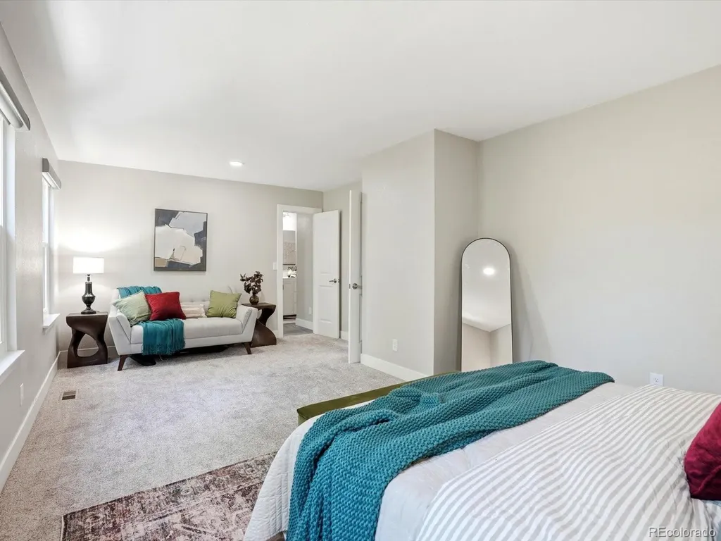 1069 S Lewiston Way Aurora CO 80017