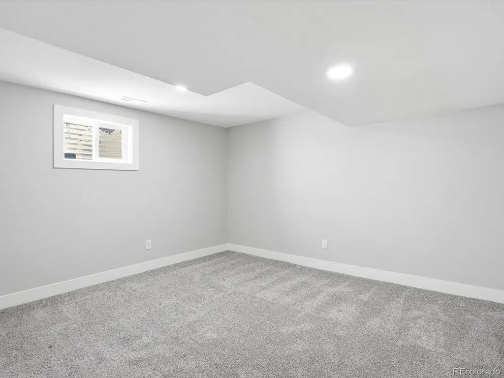 1069 S Lewiston Way Aurora CO 80017