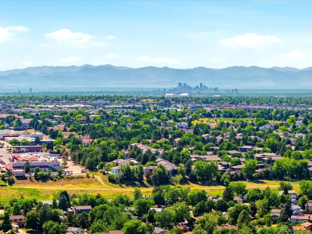 1069 S Lewiston Way Aurora CO 80017
