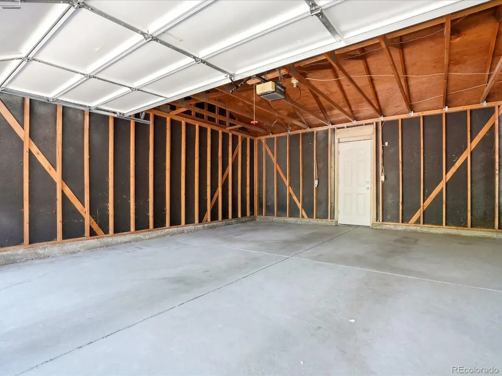 1069 S Lewiston Way Aurora CO 80017