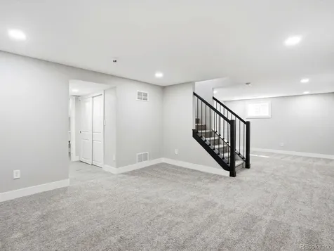 1069 S Lewiston Way Aurora CO 80017