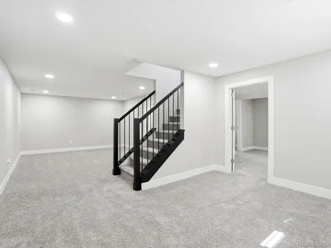 1069 S Lewiston Way Aurora CO 80017