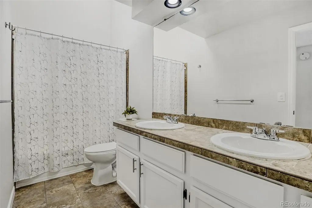 12404 E Tennessee Circle Aurora CO 80012