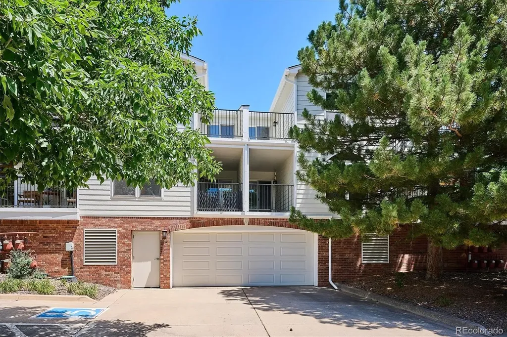 1880 S Cole Street Denver CO 80228