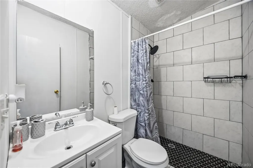 3308 Coyote Lane Evans CO 80620
