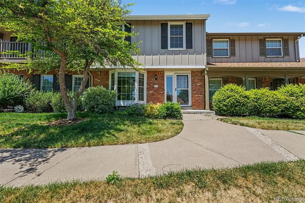 2573 E Geddes Avenue Centennial CO 80122