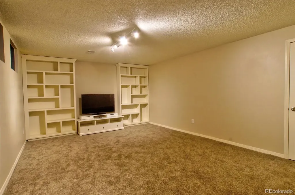 2573 E Geddes Avenue Littleton CO 80122