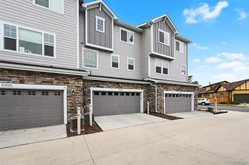 5465 W 97th Avenue Broomfield CO 80020