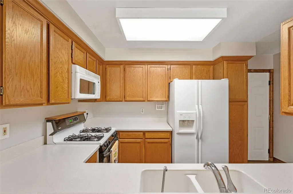903 S Fairplay Street Aurora CO 80012